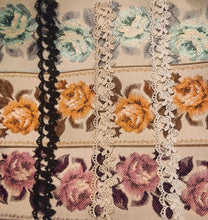 Load image into Gallery viewer, Gobelin Garland of Roses Headdress