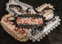 Load image into Gallery viewer, Gobelin Garland of Roses Headdress