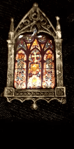 Cathedral Mullion Window